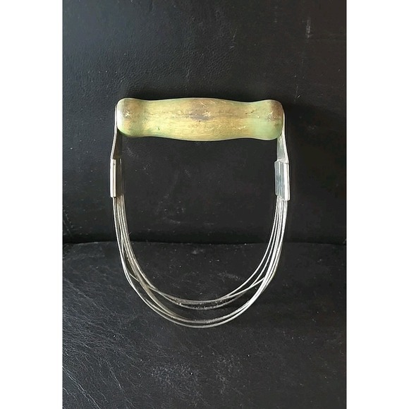 Vintage Androck Pastry Blender Dough Cutter Kitchen Tool Wood Handle - Picture 1 of 4